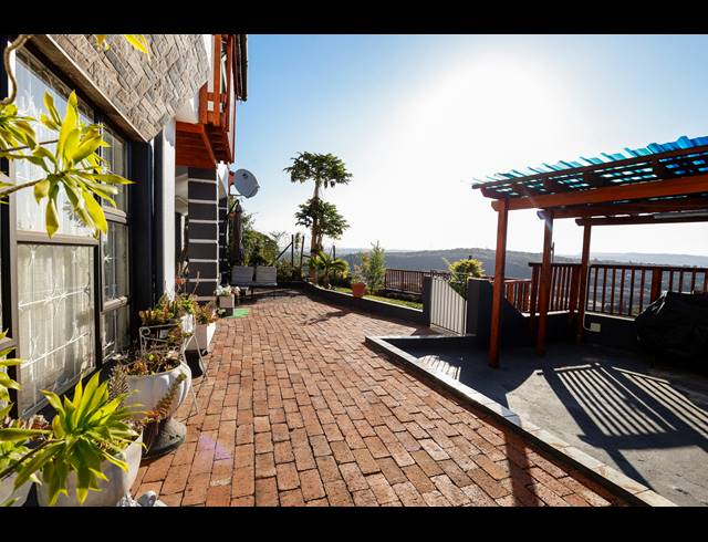 4 BEDROOM HOUSE FOR SALE IN AVOCA